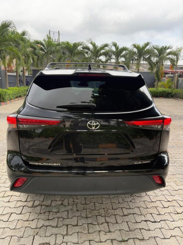Toyota Highlander 2020 XLE (Foreign Used)