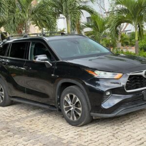 Toyota Highlander 2020 XLE (Foreign Used)